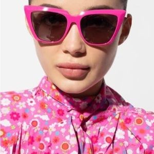 Balenciaga Cat Eye sunglasses